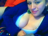 Joven emitiendo por la webcam